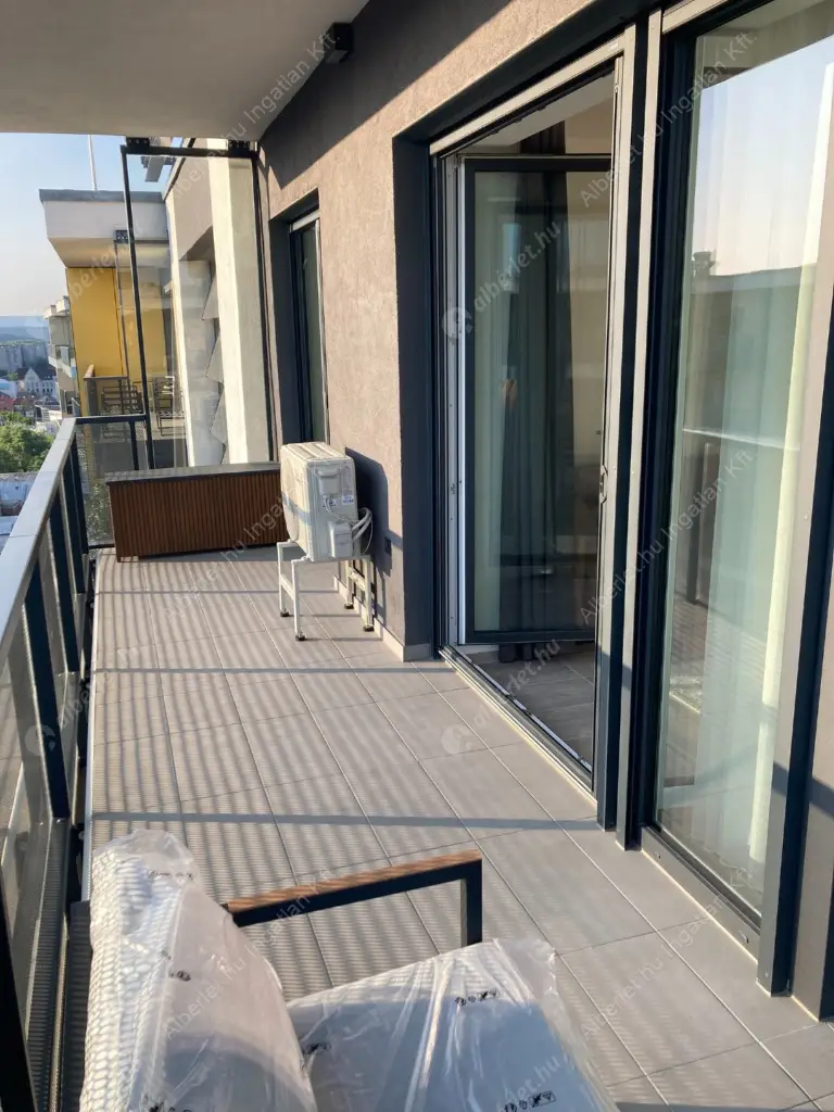 Kiadó albérlet 360000 Ft/hó áron: Budapest, III. kerület  Folyamőr utca. Mérete: 43 nm, 2 szobás | Alberlet.hu - 6569263