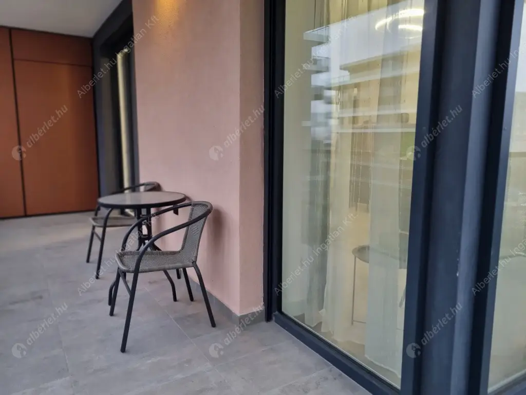 Kiadó albérlet 300000 Ft/hó áron: Budapest, III. kerület  Folyamőr utca. Mérete: 45 nm, 2 szobás | Alberlet.hu - 6595460