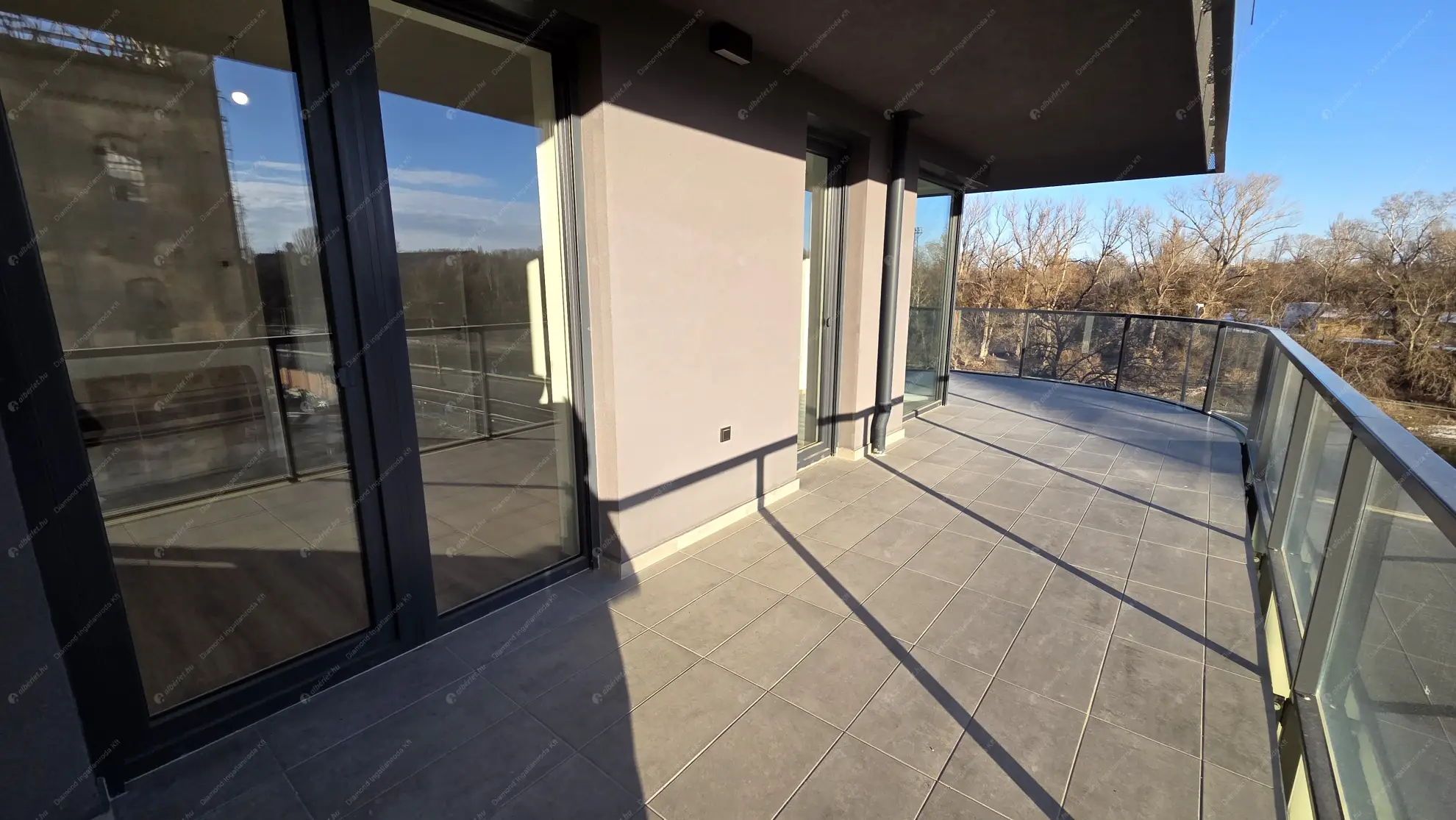 Kiadó albérlet 349000 Ft/hó áron: Budapest, III. kerület  Folyamőr utca. Mérete: 54 nm, 2 szobás | Alberlet.hu - 6632621