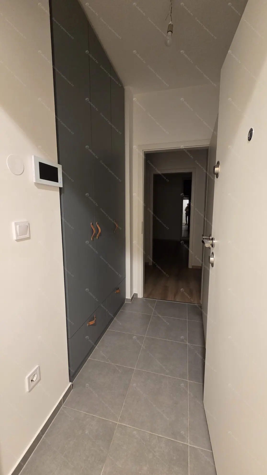 Kiadó albérlet 349000 Ft/hó áron: Budapest, III. kerület  Folyamőr utca. Mérete: 54 nm, 2 szobás | Alberlet.hu - 6632645