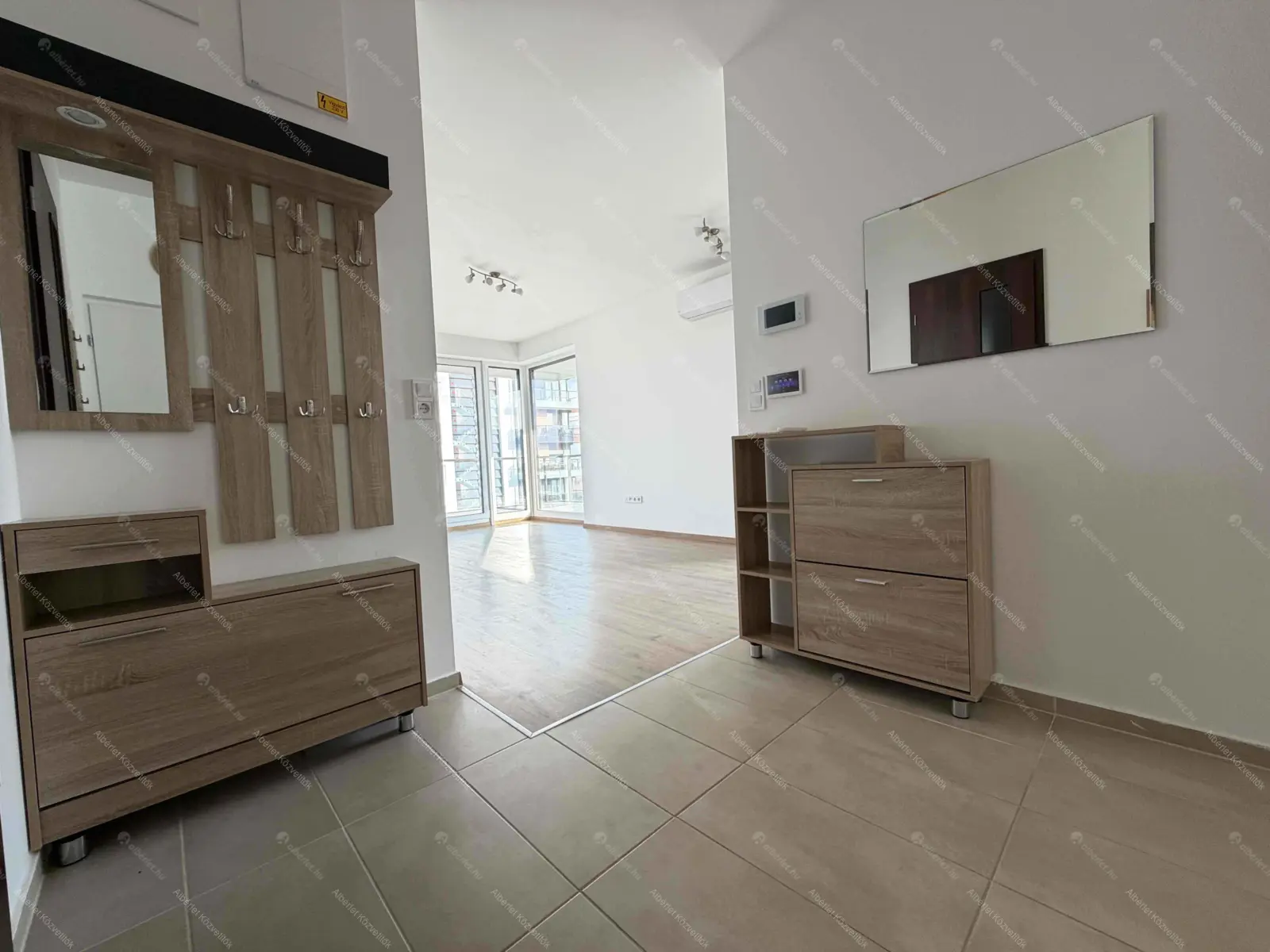 Kiadó albérlet 340000 Ft/hó áron: Budapest, III. kerület  Folyamőr utca. Mérete: 56 nm, 3 szobás | Alberlet.hu - 6674804