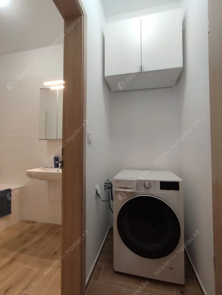 Kiadó albérlet 460000 Ft/hó áron: Budapest, III. kerület  Folyamőr utca. Mérete: 63 nm, 3 szobás | Alberlet.hu - 6611081