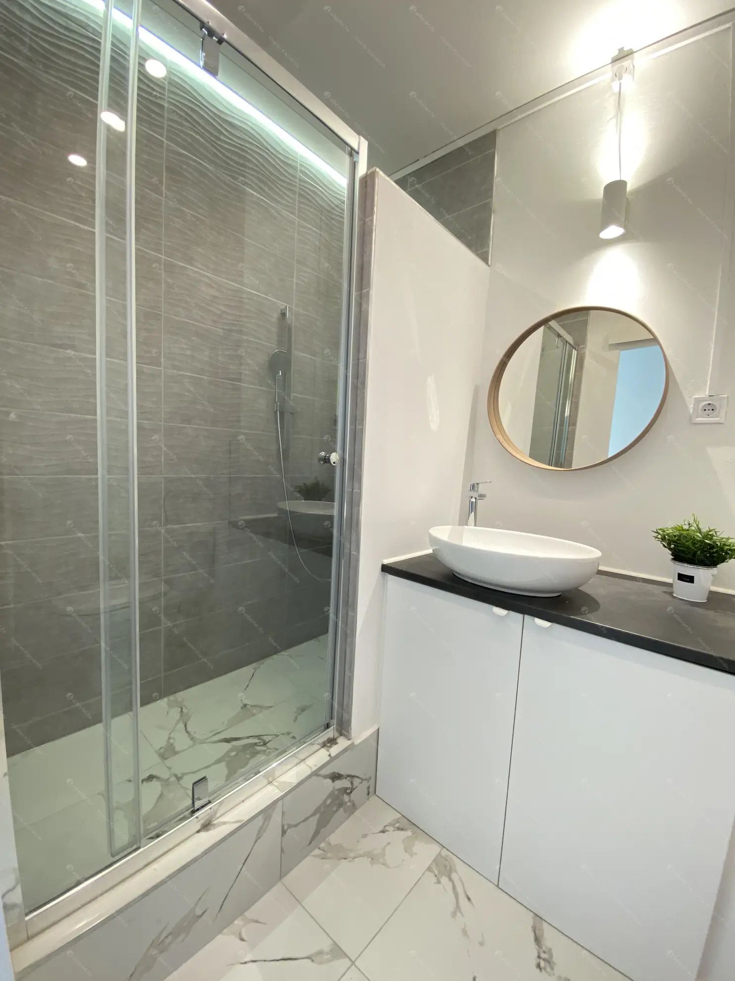 Kiadó albérlet 180000 Ft/hó áron: Budapest, III. kerület  Gulácsi L. utca. Mérete: 36 nm, 1 szobás | Alberlet.hu - 6601869