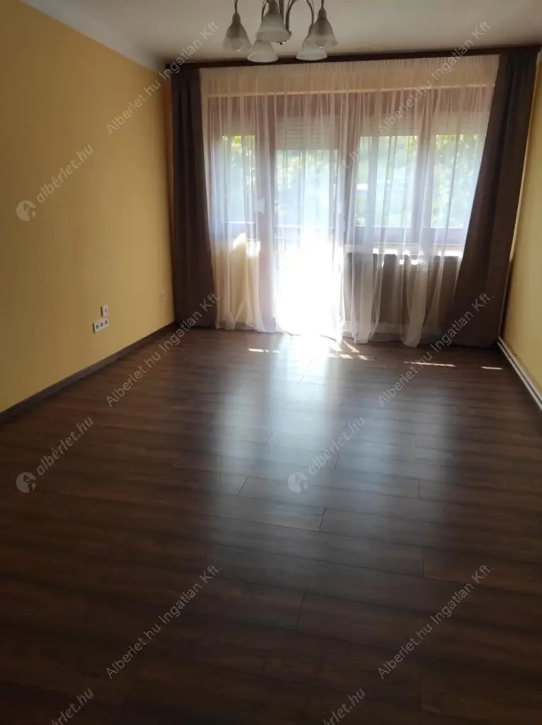 Kiadó albérlet 290000 Ft/hó áron: Budapest, III. kerület  Gyenes utca. Mérete: 56 nm, 2 szobás | Alberlet.hu - 6575075