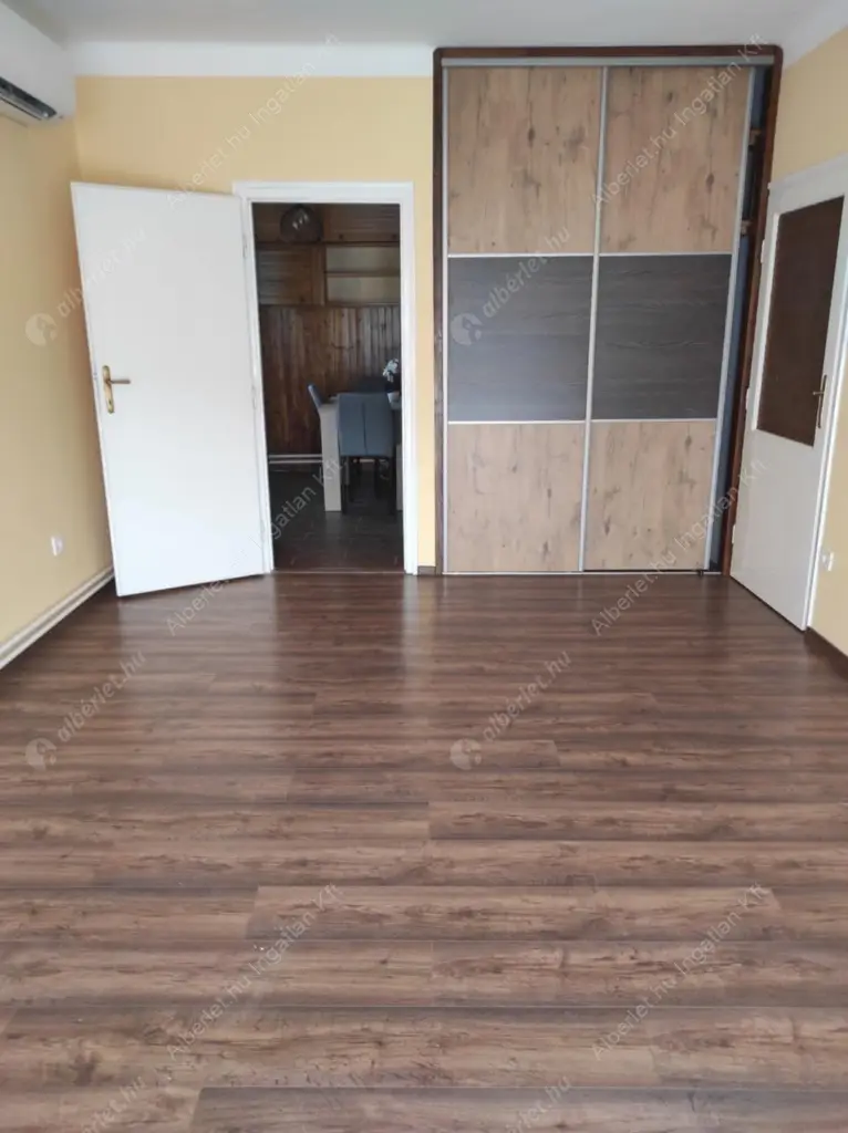 Kiadó albérlet 290000 Ft/hó áron: Budapest, III. kerület  Gyenes utca. Mérete: 56 nm, 2 szobás | Alberlet.hu - 6614341