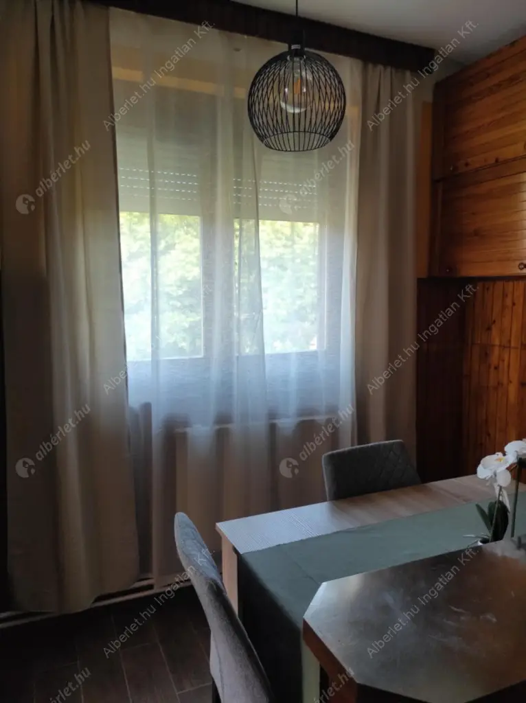 Kiadó albérlet 290000 Ft/hó áron: Budapest, III. kerület  Gyenes utca. Mérete: 56 nm, 2 szobás | Alberlet.hu - 6614344