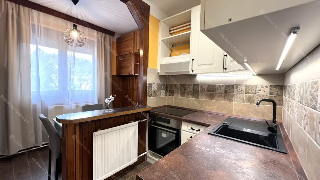 Kiadó albérlet 260000 Ft/hó áron: Budapest, III. kerület  Gyenes utca. Mérete: 56 nm, 2 szobás | Alberlet.hu - 6644038