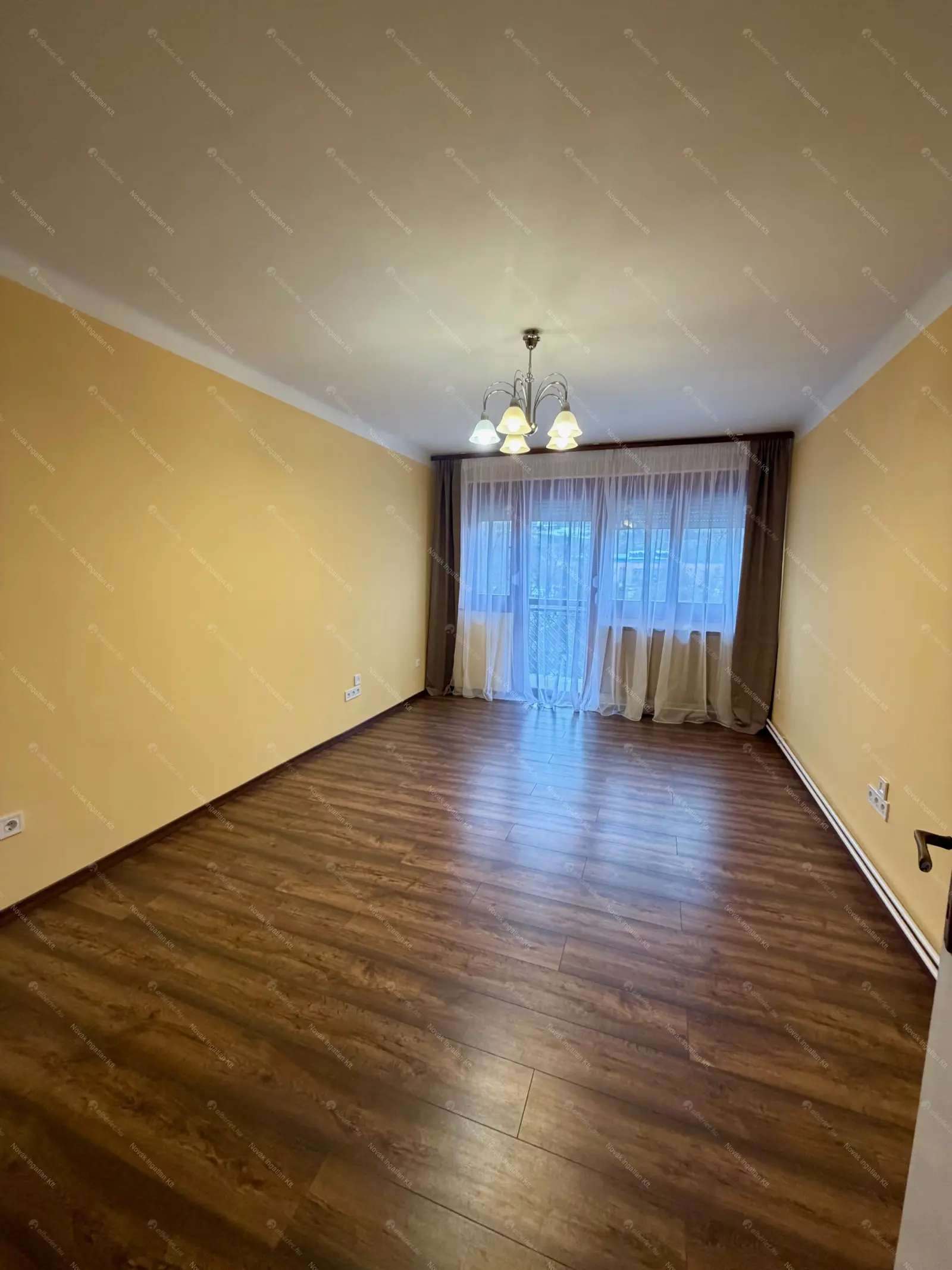 Kiadó albérlet 290000 Ft/hó áron: Budapest, III. kerület  Gyenes utca. Mérete: 56 nm, 2 szobás | Alberlet.hu - 6646903