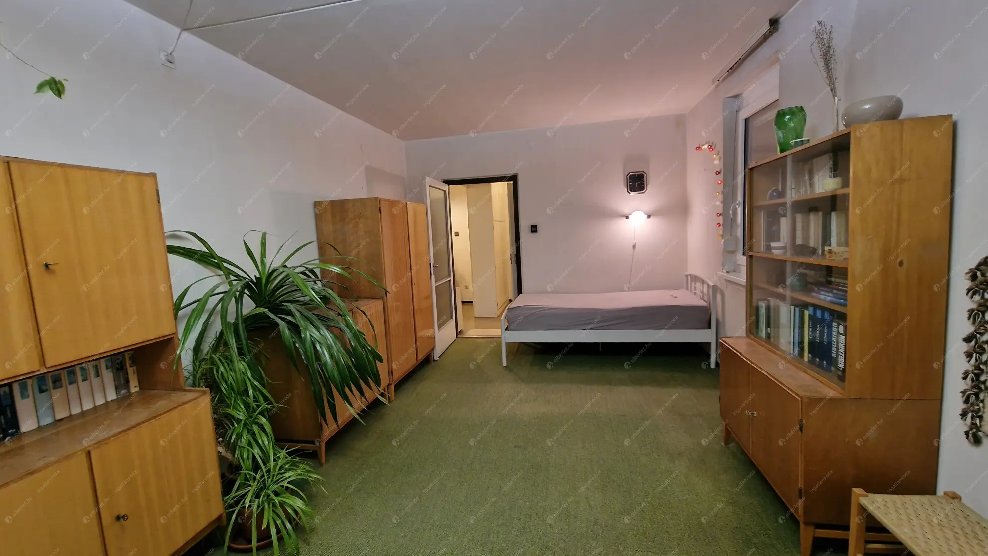 Kiadó albérlet 249000 Ft/hó áron: Budapest, III. kerület  Gyűrű utca. Mérete: 57 nm, 1 szobás | Alberlet.hu - 6618701