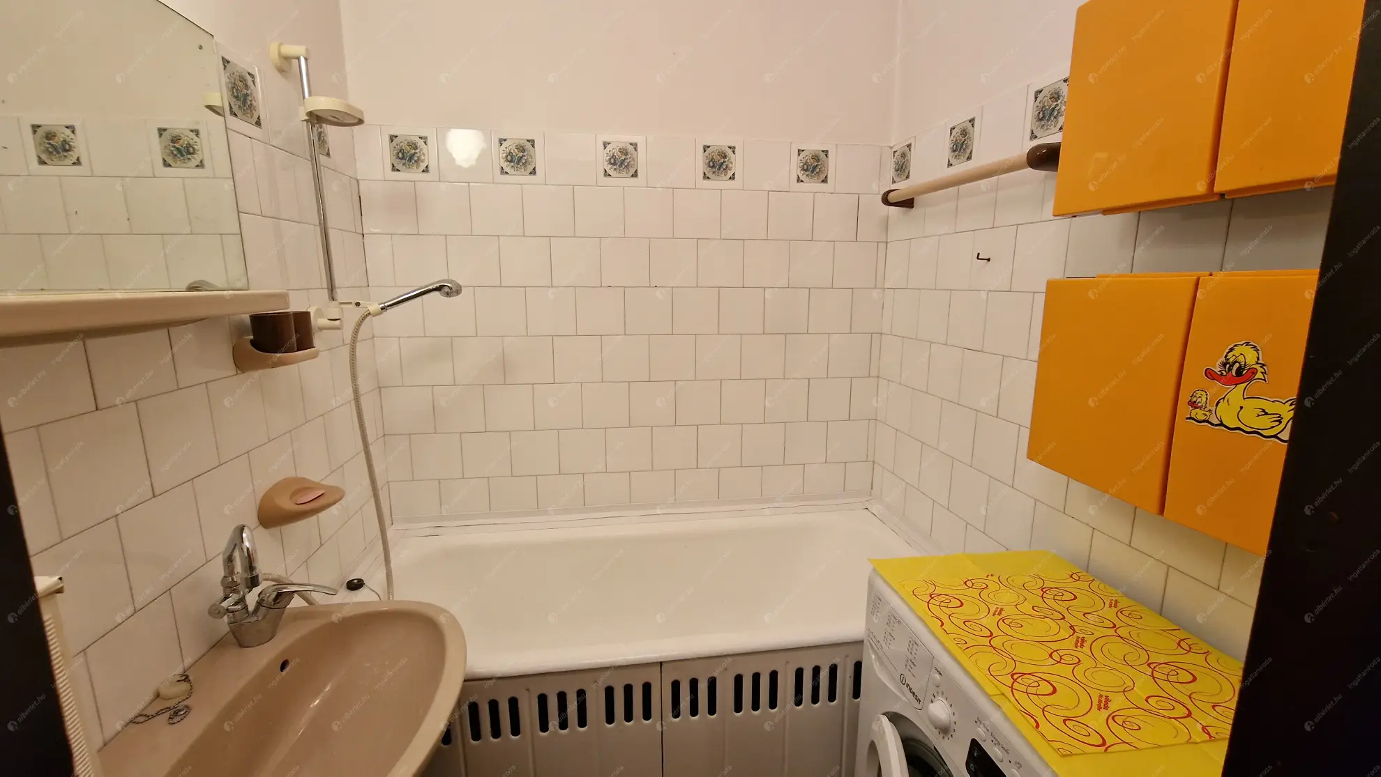 Kiadó albérlet 249000 Ft/hó áron: Budapest, III. kerület  Gyűrű utca. Mérete: 57 nm, 1 szobás | Alberlet.hu - 6618702