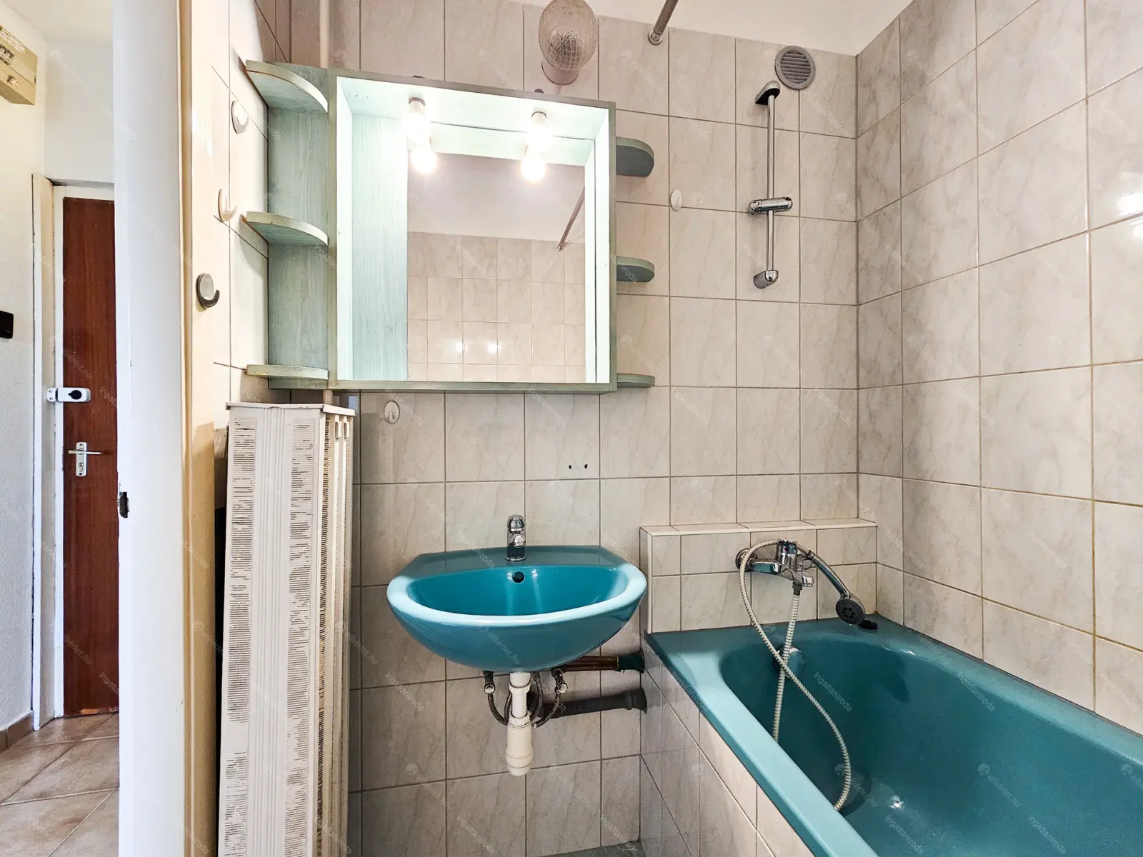 Kiadó albérlet 220000 Ft/hó áron: Budapest, III. kerület  Hatvany Lajos utca. Mérete: 50 nm, 1 szobás | Alberlet.hu - 6218925