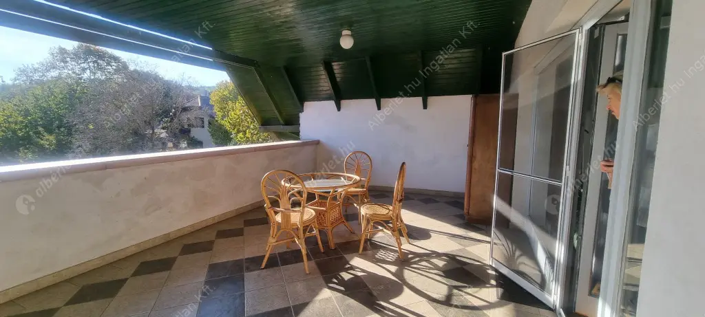 Kiadó albérlet 490000 Ft/hó áron: Budapest, III. kerület  Hegesztő utca. Mérete: 185 nm, 4 szobás | Alberlet.hu - 6615732