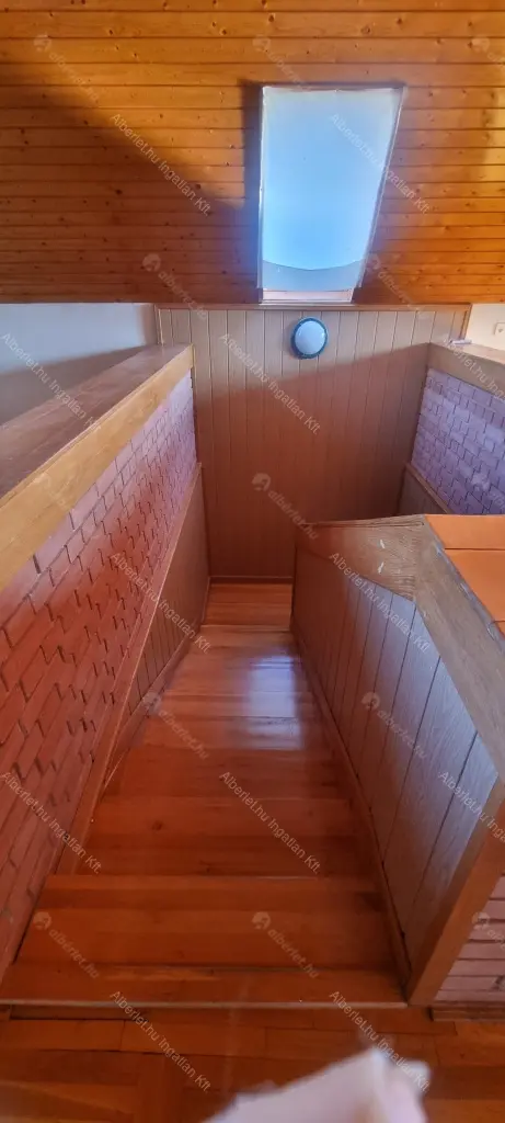 Kiadó albérlet 450000 Ft/hó áron: Budapest, III. kerület  Hegesztő utca. Mérete: 185 nm, 4 szobás | Alberlet.hu - 6695515