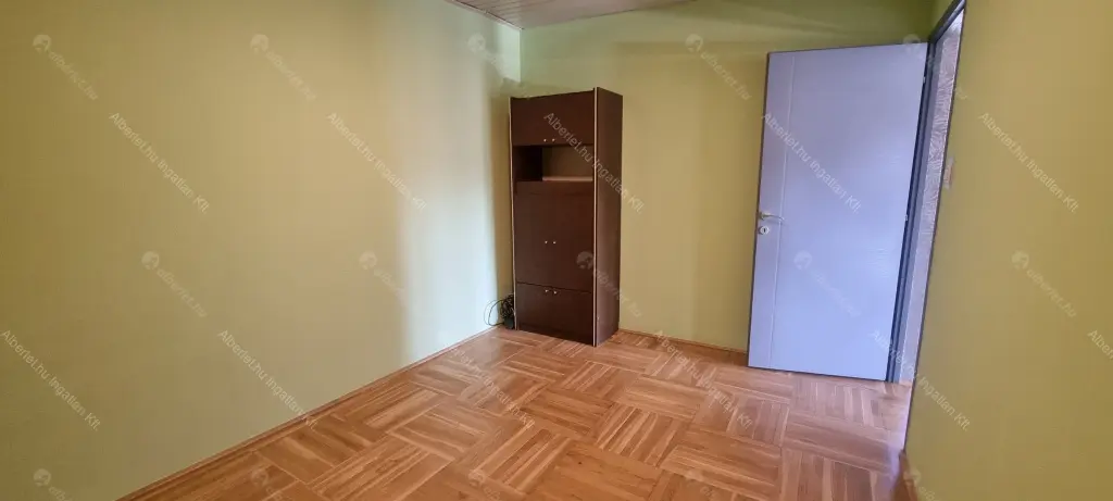 Kiadó albérlet 450000 Ft/hó áron: Budapest, III. kerület  Hegesztő utca. Mérete: 185 nm, 4 szobás | Alberlet.hu - 6695520