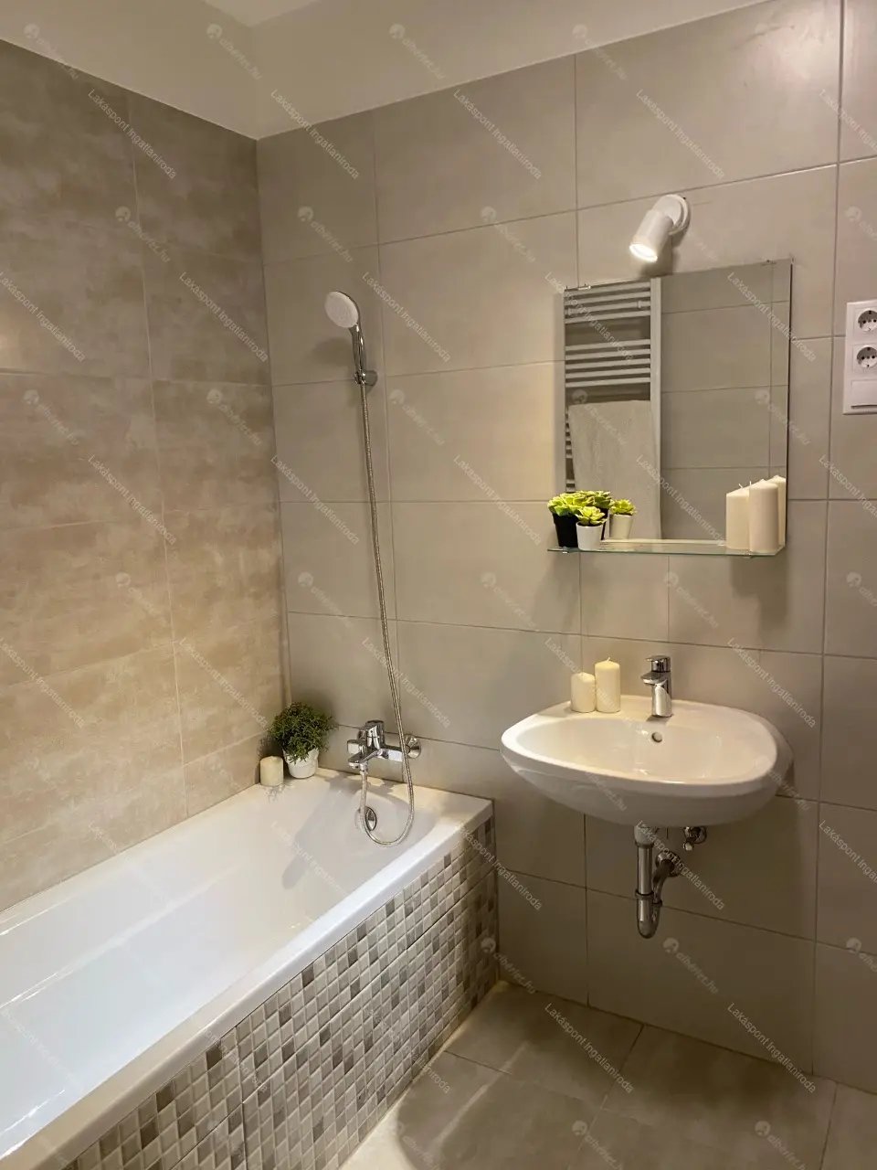 Kiadó albérlet 300000 Ft/hó áron: Budapest, III. kerület  Hunor utca. Mérete: 43 nm, 2 szobás | Alberlet.hu - 6694446