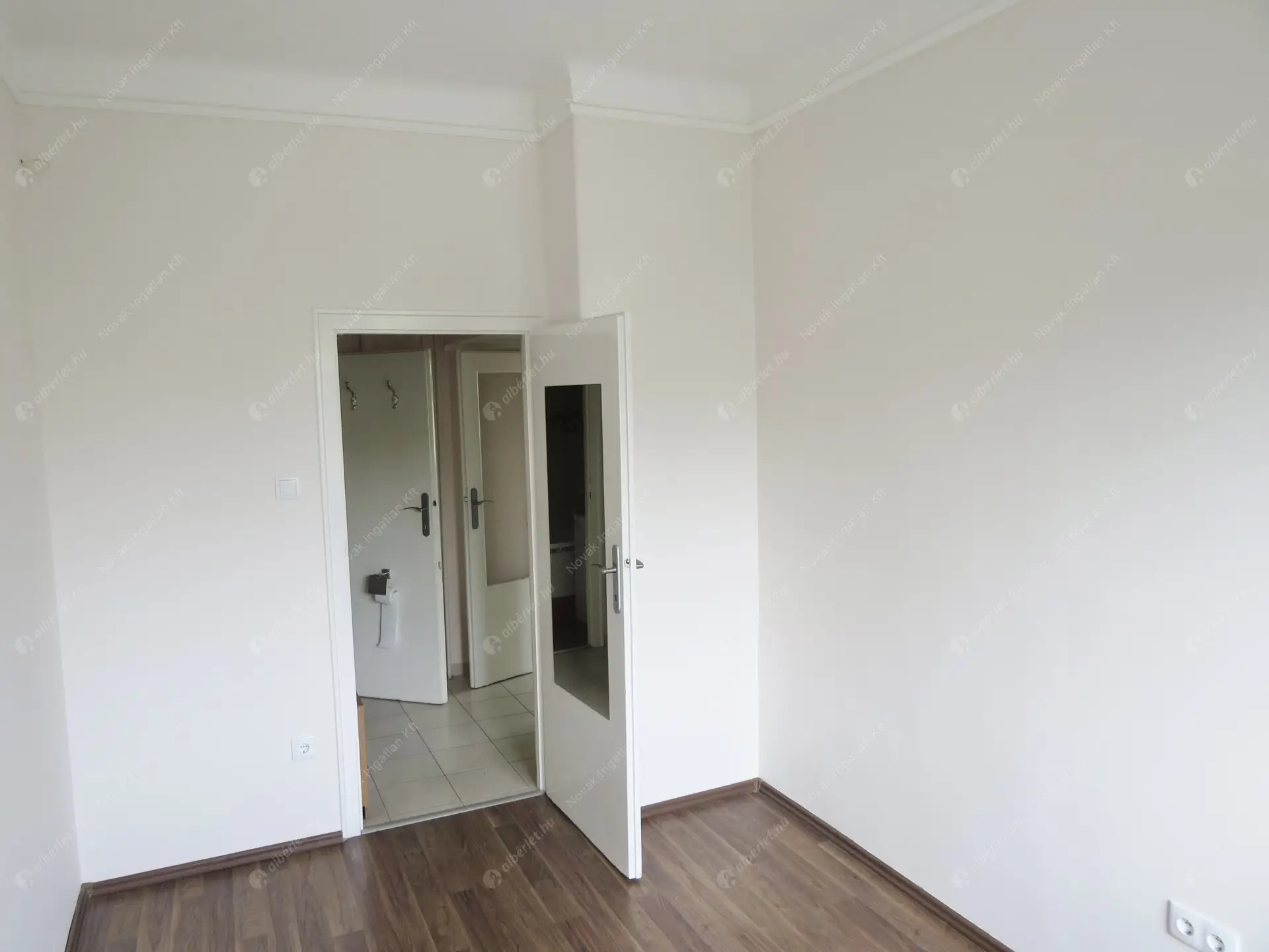 Kiadó albérlet 220000 Ft/hó áron: Budapest, III. kerület  Hunor utca. Mérete: 47 nm, 2 szobás | Alberlet.hu - 6532049