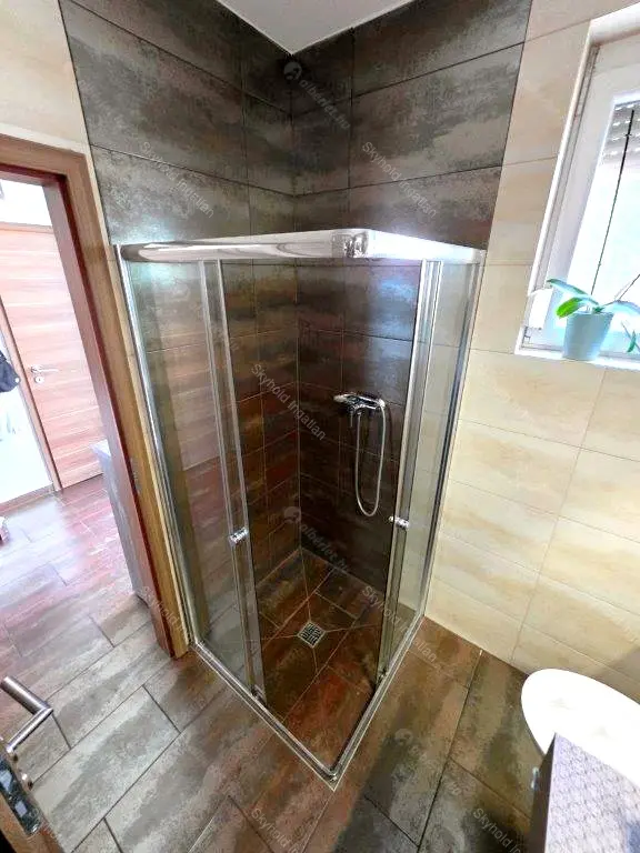 Kiadó albérlet 650000 Ft/hó áron: Budapest, III. kerület  Iglice utca. Mérete: 107 nm, 5 szobás | Alberlet.hu - 6701393