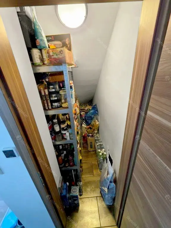 Kiadó albérlet 650000 Ft/hó áron: Budapest, III. kerület  Iglice utca. Mérete: 107 nm, 5 szobás | Alberlet.hu - 6701395