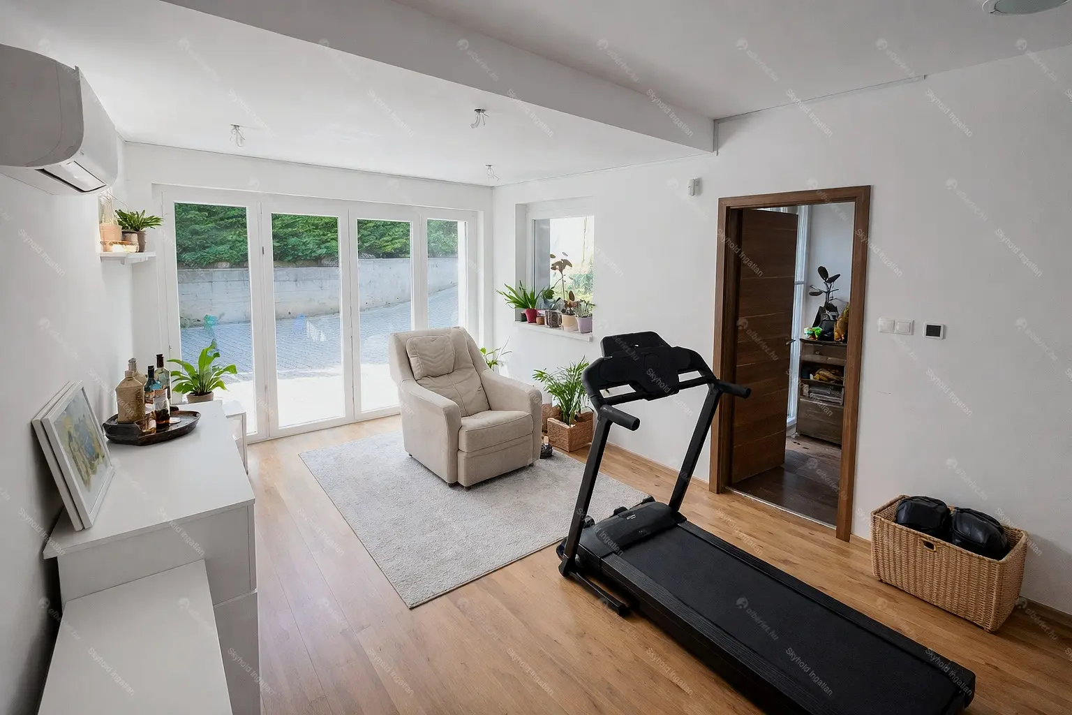 Kiadó albérlet 650000 Ft/hó áron: Budapest, III. kerület  Iglice utca. Mérete: 107 nm, 5 szobás | Alberlet.hu - 6701629