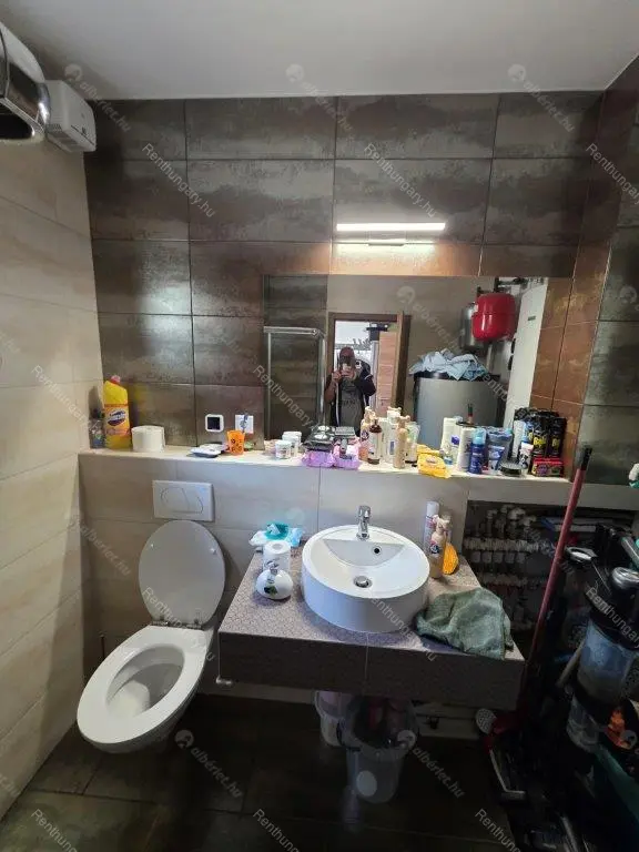 Kiadó albérlet 650000 Ft/hó áron: Budapest, III. kerület  Iglice utca. Mérete: 107 nm, 5 szobás | Alberlet.hu - 6708544