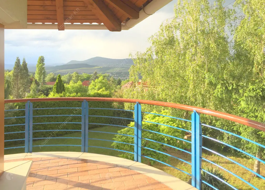 Kiadó albérlet 4800000 Ft/hó áron: Budapest, III. kerület  Jablonka út. Mérete: 400 nm, 8 szobás | Alberlet.hu - 6519703