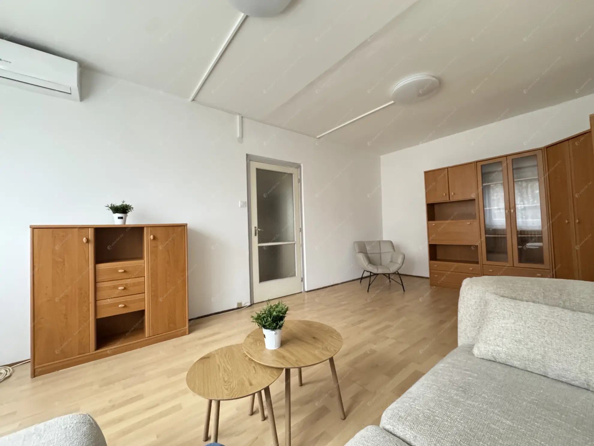 Kiadó albérlet 210000 Ft/hó áron: Budapest, III. kerület  Juhász Gyula utca. Mérete: 51 nm, 1 szobás | Alberlet.hu - 6603762