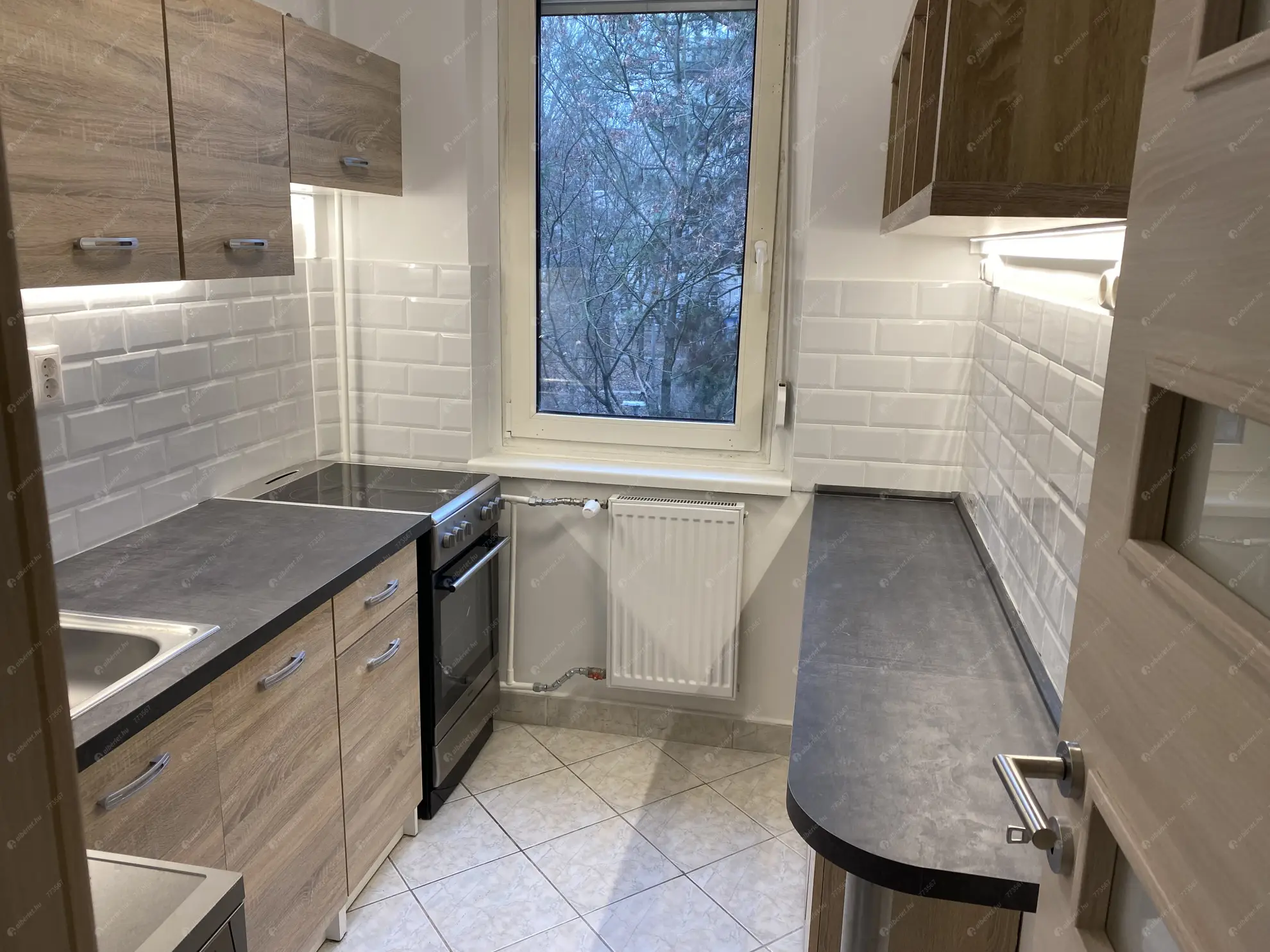 Kiadó albérlet 270000 Ft/hó áron: Budapest, III. kerület  Kadosa utca. Mérete: 54 nm, 1 szobás | Alberlet.hu - 6633302