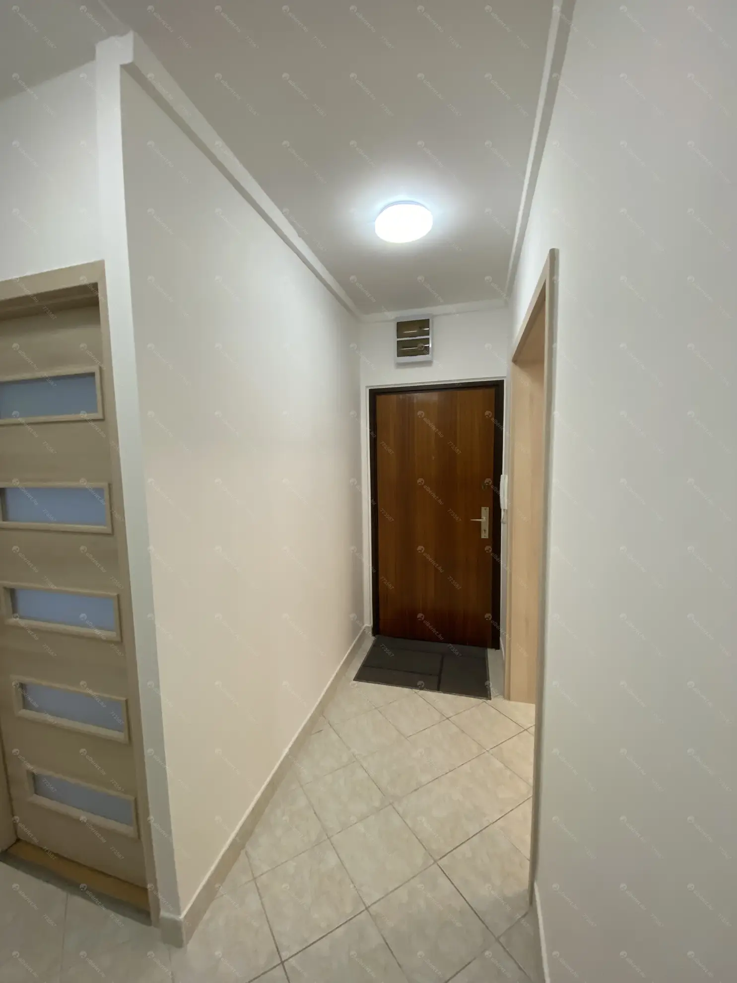 Kiadó albérlet 270000 Ft/hó áron: Budapest, III. kerület  Kadosa utca. Mérete: 54 nm, 1 szobás | Alberlet.hu - 6633307