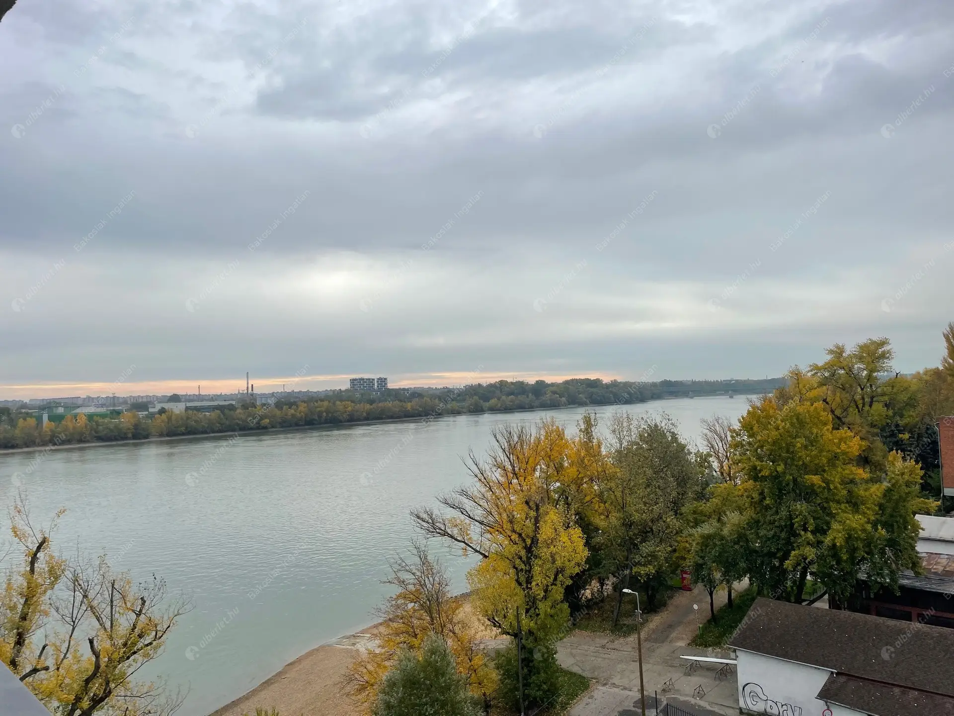 Kiadó albérlet 530000 Ft/hó áron: Budapest, III. kerület  Kadosa utca. Mérete: 78 nm, 3 szobás | Alberlet.hu - 5837329