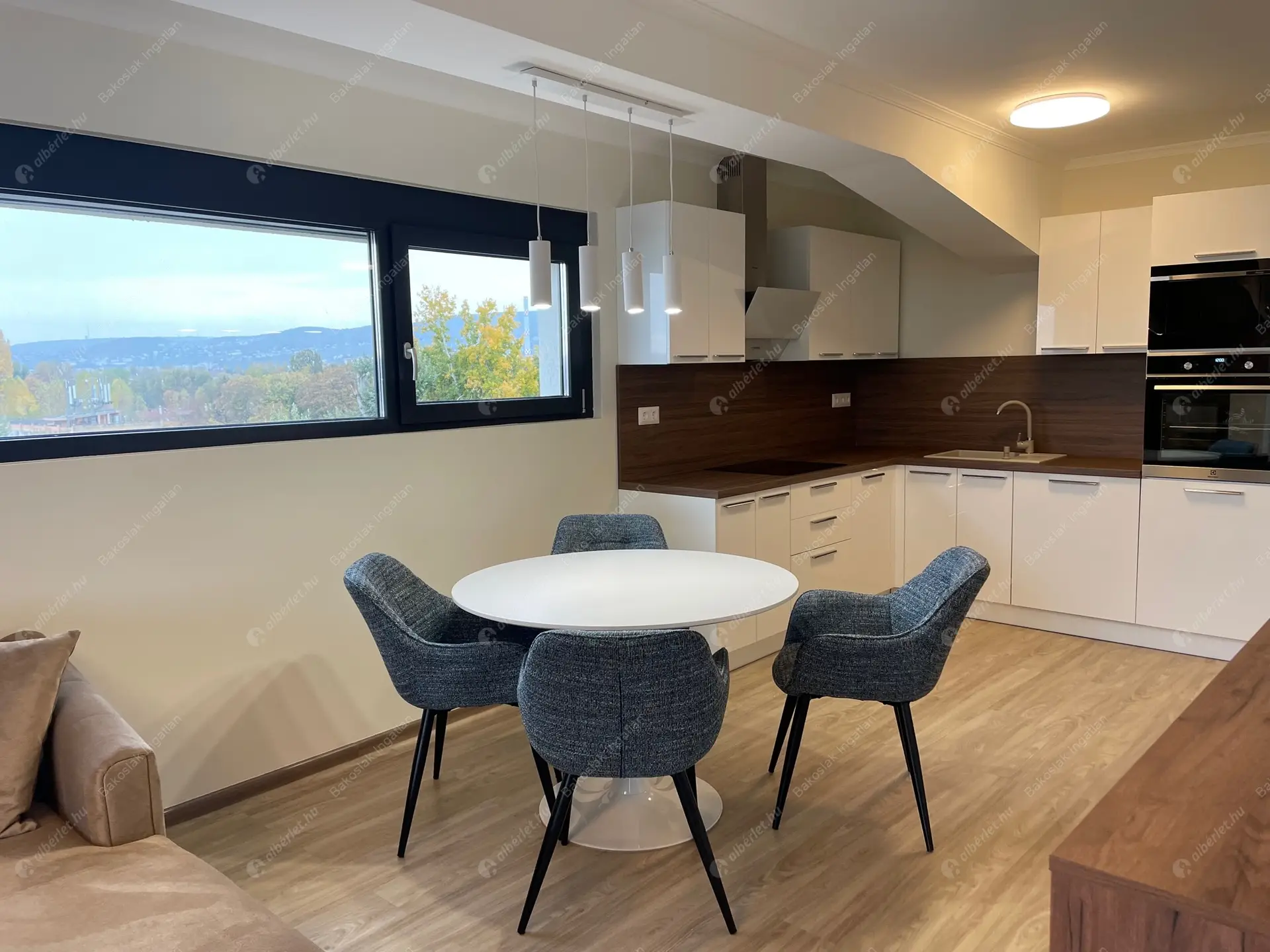 Kiadó albérlet 530000 Ft/hó áron: Budapest, III. kerület  Kadosa utca. Mérete: 78 nm, 3 szobás | Alberlet.hu - 5837339