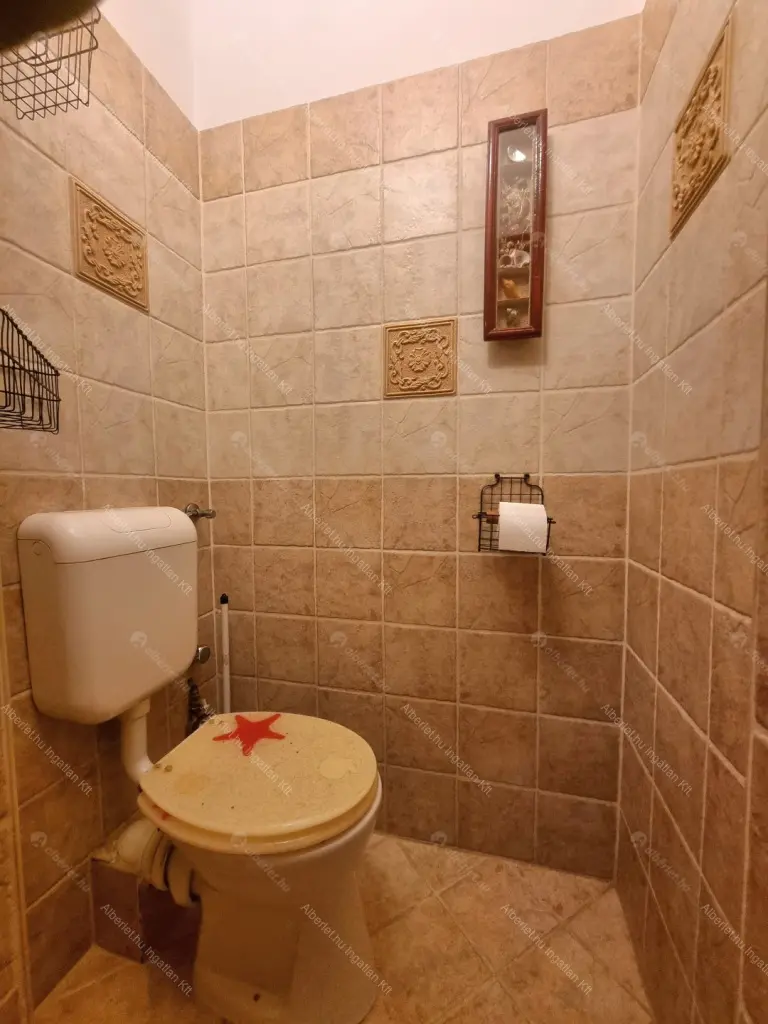 Kiadó albérlet 244000 Ft/hó áron: Budapest, III. kerület  Kalap utca. Mérete: 53 nm, 2 szobás | Alberlet.hu - 6639975