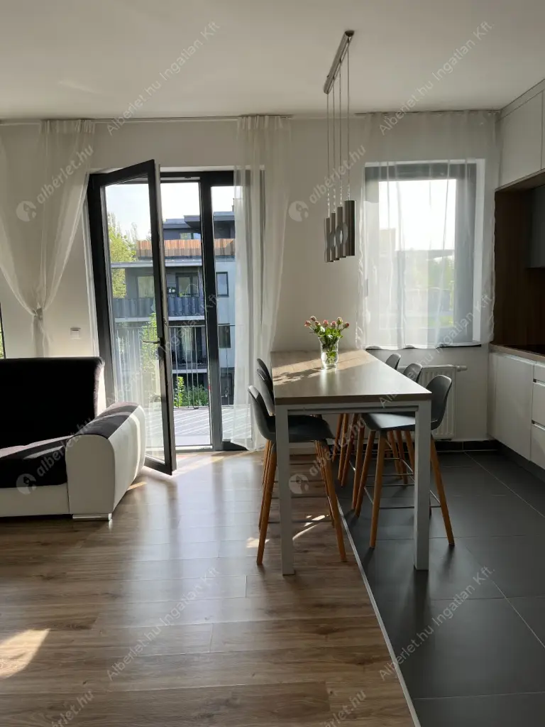 Kiadó albérlet 550000 Ft/hó áron: Budapest, III. kerület  Királyok útja. Mérete: 67 nm, 1 szobás | Alberlet.hu - 6636394