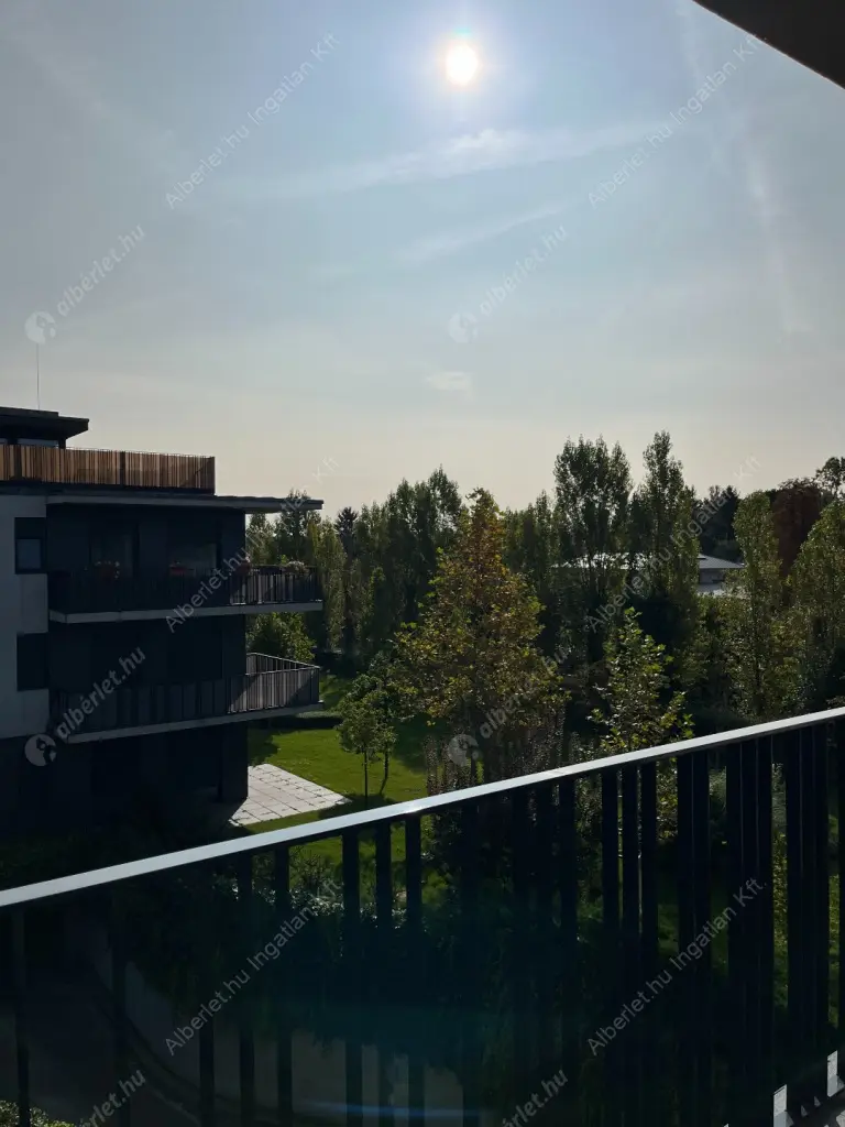 Kiadó albérlet 550000 Ft/hó áron: Budapest, III. kerület  Királyok útja. Mérete: 67 nm, 1 szobás | Alberlet.hu - 6636403