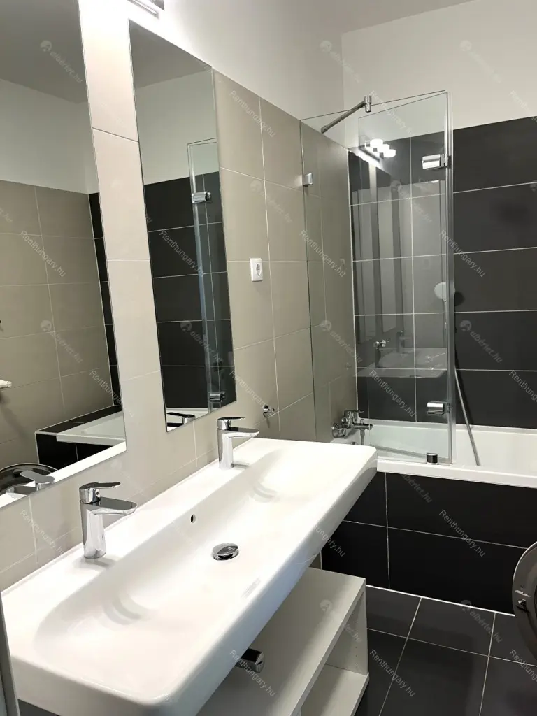 Kiadó albérlet 490000 Ft/hó áron: Budapest, III. kerület  Királyok útja. Mérete: 68 nm, 3 szobás | Alberlet.hu - 6682916