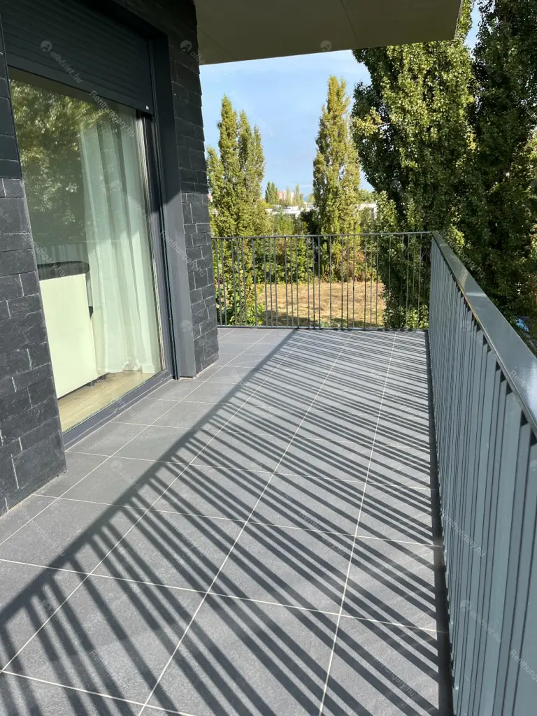 Kiadó albérlet 490000 Ft/hó áron: Budapest, III. kerület  Királyok útja. Mérete: 68 nm, 3 szobás | Alberlet.hu - 6682918