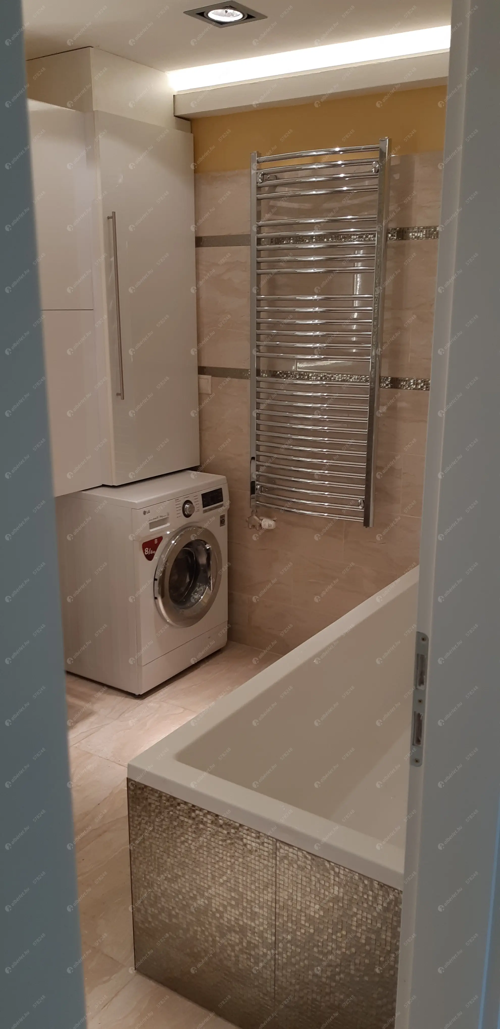 Kiadó albérlet 360000 Ft/hó áron: Budapest, III. kerület  Kiscelli köz. Mérete: 64 nm, 2 szobás | Alberlet.hu - 6579129