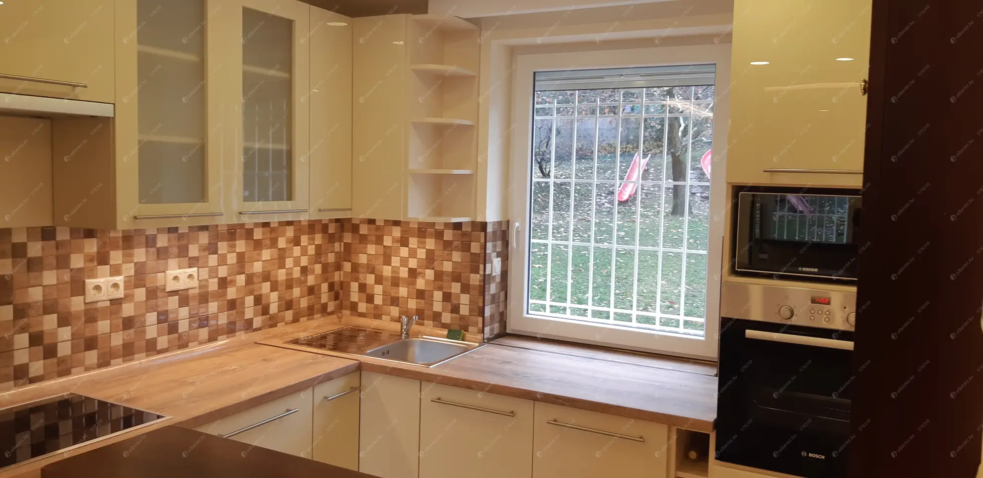 Kiadó albérlet 360000 Ft/hó áron: Budapest, III. kerület  Kiscelli köz. Mérete: 64 nm, 2 szobás | Alberlet.hu - 6579136