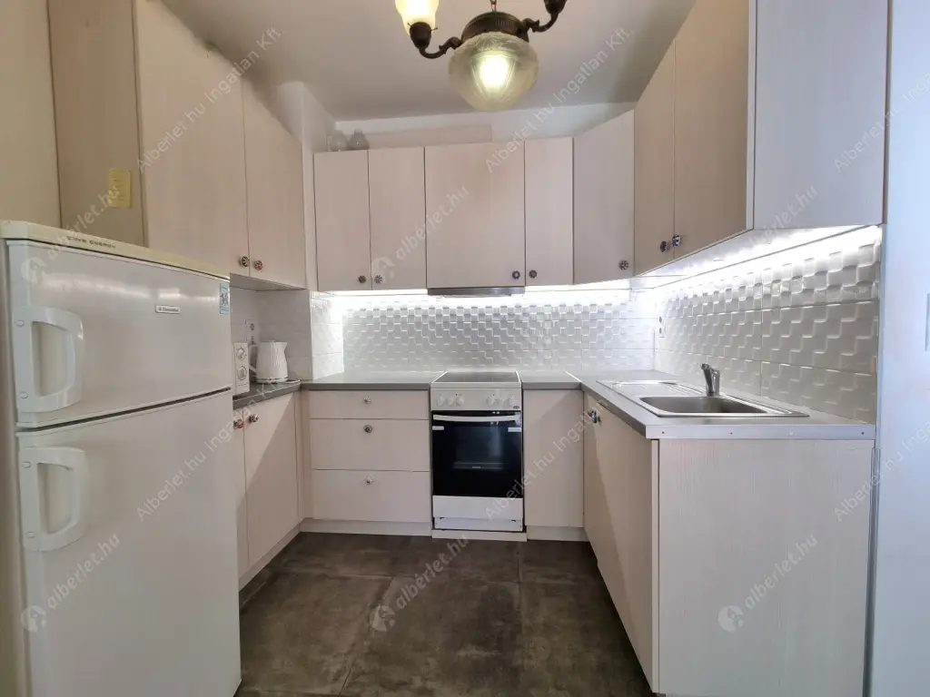 Kiadó albérlet 320000 Ft/hó áron: Budapest, III. kerület  Kocsis Sándor út. Mérete: 55 nm, 2 szobás | Alberlet.hu - 6558509