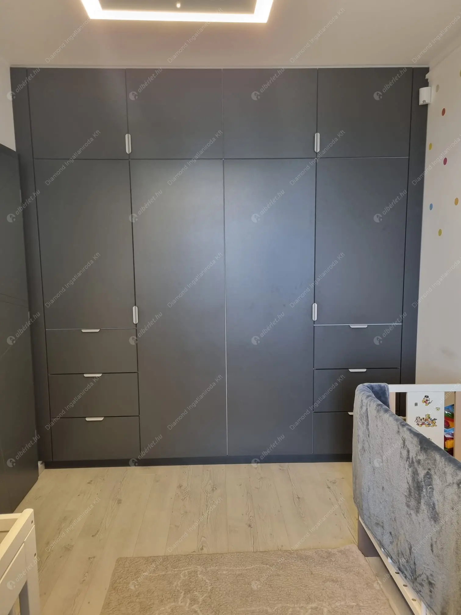 Kiadó albérlet 610000 Ft/hó áron: Budapest, III. kerület  Kocsis Sándor út. Mérete: 90 nm, 4 szobás | Alberlet.hu - 6547912