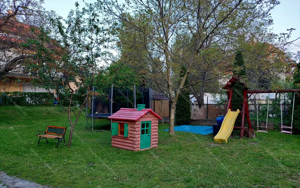 Kiadó albérlet 345000 Ft/hó áron: Budapest, III. kerület  Kunigunda útja. Mérete: 70 nm, 3 szobás | Alberlet.hu - 6674317