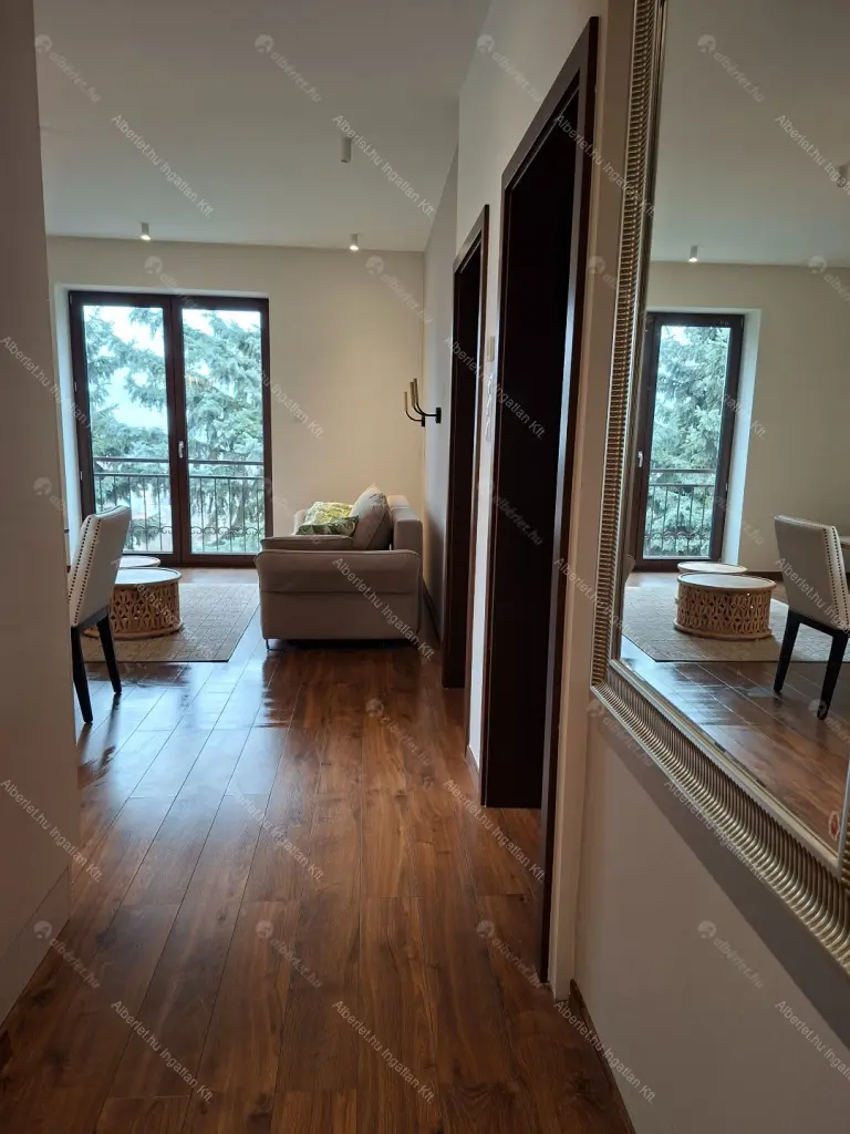 Kiadó albérlet 499000 Ft/hó áron: Budapest, III. kerület  Laborc utca. Mérete: 75 nm, 3 szobás | Alberlet.hu - 6663469