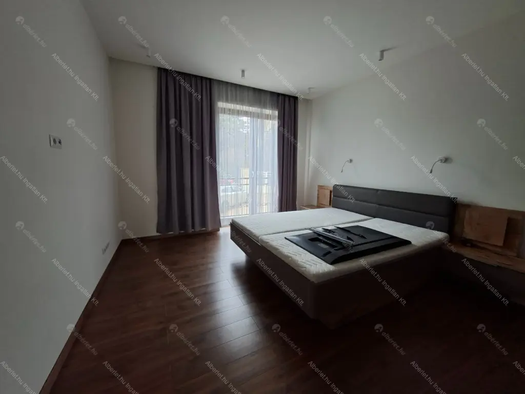 Kiadó albérlet 499000 Ft/hó áron: Budapest, III. kerület  Laborc utca. Mérete: 75 nm, 3 szobás | Alberlet.hu - 6663472