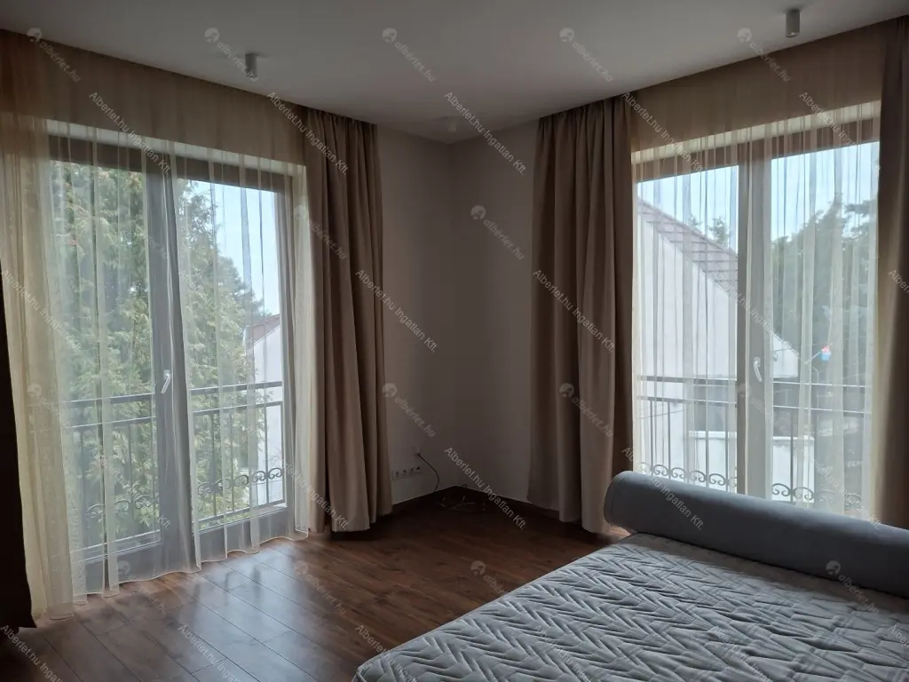 Kiadó albérlet 499000 Ft/hó áron: Budapest, III. kerület  Laborc utca. Mérete: 75 nm, 3 szobás | Alberlet.hu - 6663474