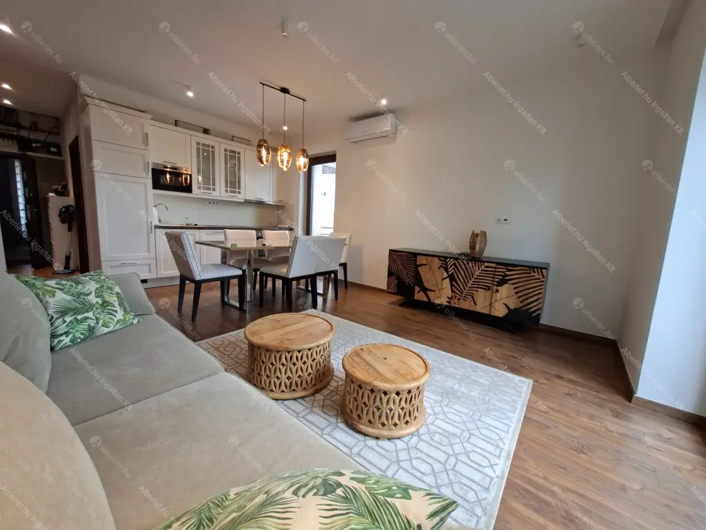 Kiadó albérlet 479000 Ft/hó áron: Budapest, III. kerület  Laborc utca. Mérete: 75 nm, 3 szobás | Alberlet.hu - 6664735