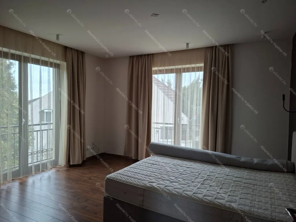 Kiadó albérlet 479000 Ft/hó áron: Budapest, III. kerület  Laborc utca. Mérete: 75 nm, 3 szobás | Alberlet.hu - 6664746