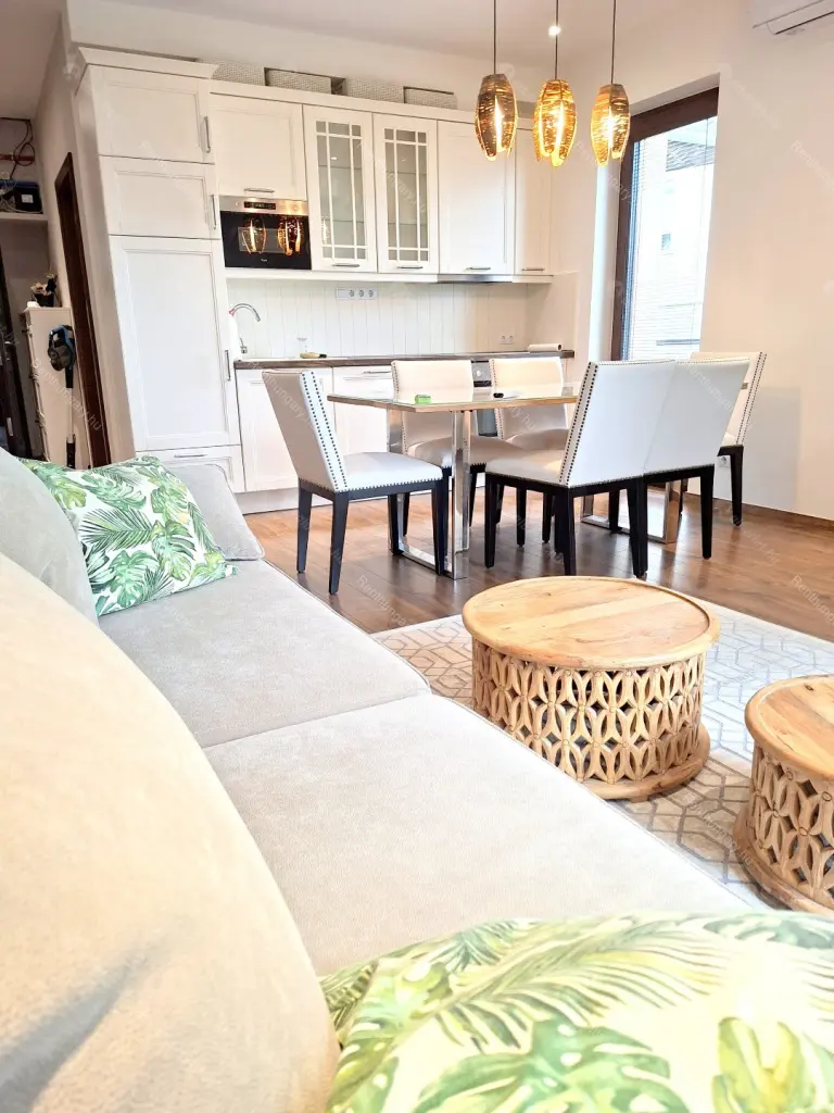 Kiadó albérlet 479000 Ft/hó áron: Budapest, III. kerület  Laborc utca. Mérete: 75 nm, 3 szobás | Alberlet.hu - 6670000