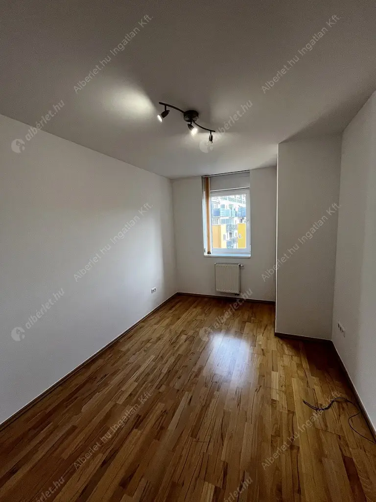 Kiadó albérlet 325000 Ft/hó áron: Budapest, III. kerület  Lajos utca. Mérete: 44 nm, 2 szobás | Alberlet.hu - 6569410