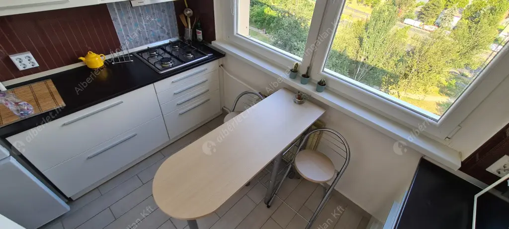 Kiadó albérlet 249000 Ft/hó áron: Budapest, III. kerület  Lajos utca. Mérete: 48 nm, 2 szobás | Alberlet.hu - 6607773