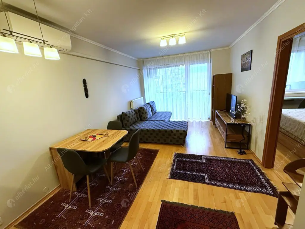 Kiadó albérlet 280000 Ft/hó áron: Budapest, III. kerület  Lajos utca. Mérete: 49 nm, 1 szobás | Alberlet.hu - 6634705