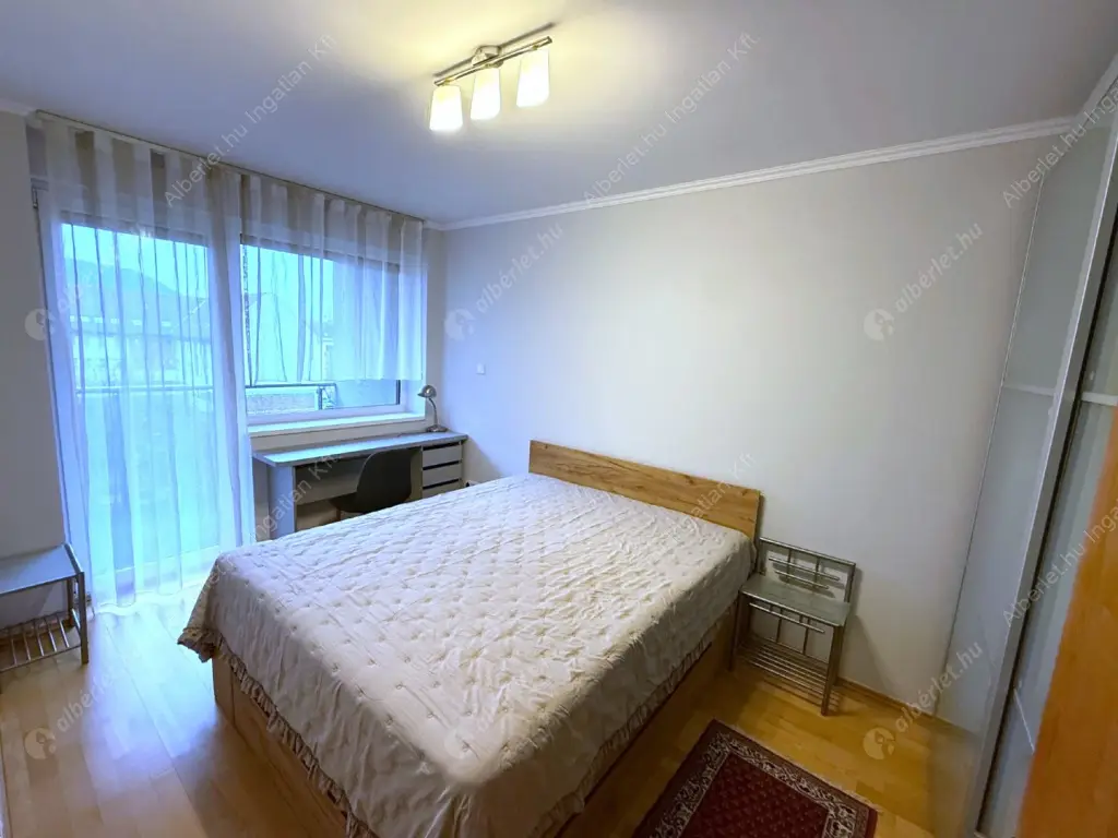 Kiadó albérlet 280000 Ft/hó áron: Budapest, III. kerület  Lajos utca. Mérete: 49 nm, 1 szobás | Alberlet.hu - 6634706